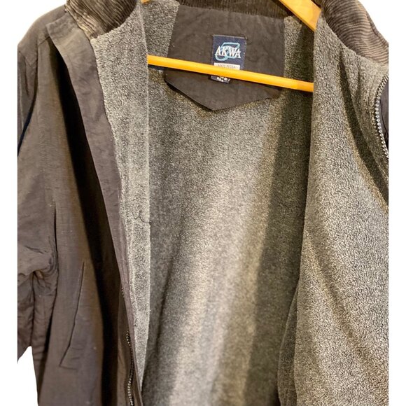 AKWA Black Men’s Vintage Sport Jacket Windbreaker Sz. S (Nylon & Fleece Lining) - Picture 10 of 11